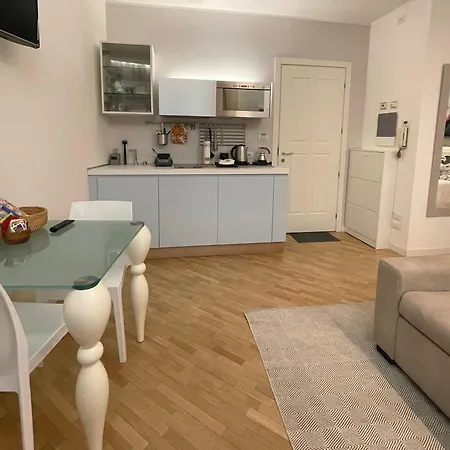 Stromboli Loft * Verona